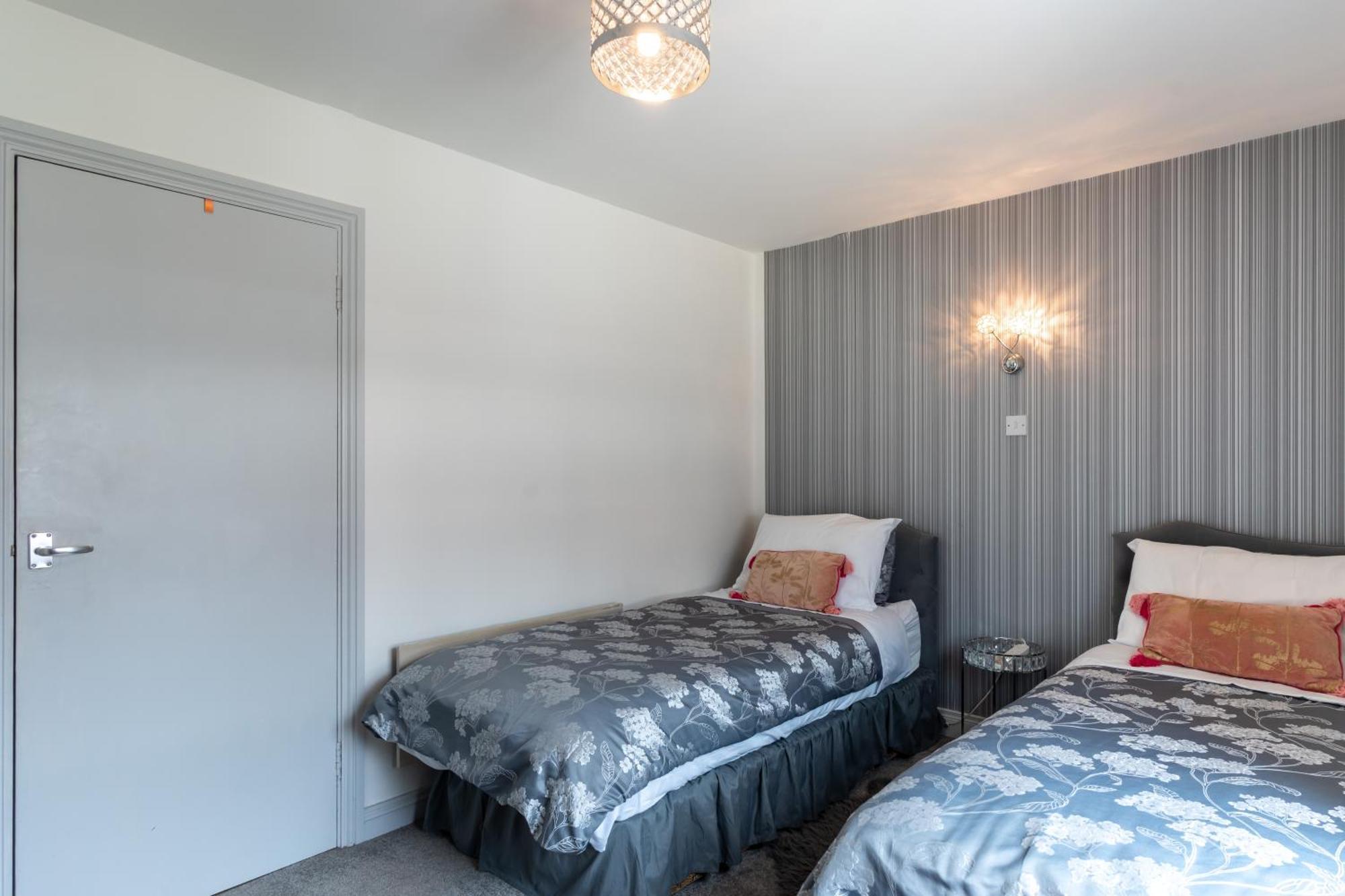 Three-Bedroom Home In Tulfarris Village, Wicklow Blessington Ngoại thất bức ảnh